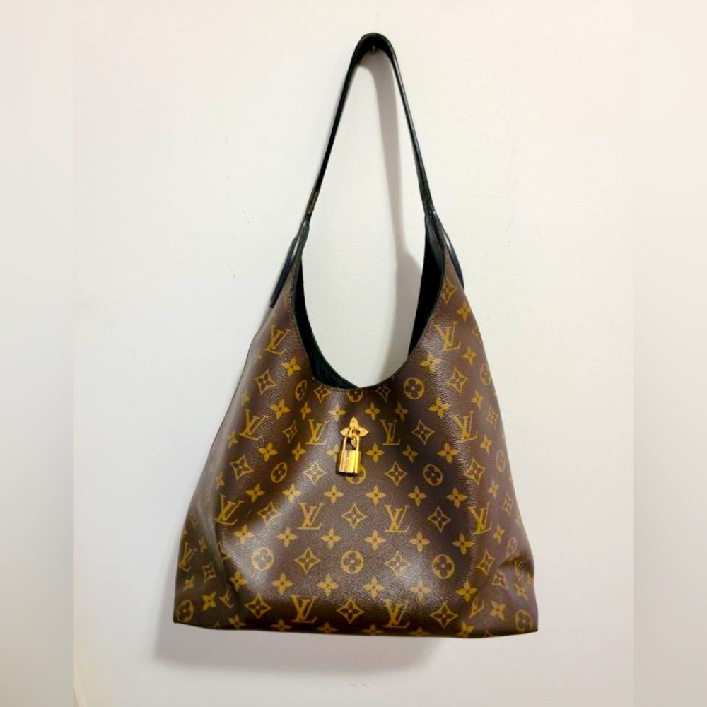 Authentic LV Tote ~ Purchased in 2019 from Saks in Alabama. Retail was $2200